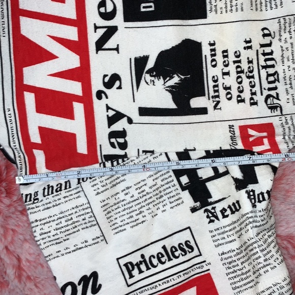 ‼️SOLD‼️Forever 21 graphic newspaper crop tee shirt size small - Picture 14 of 14
